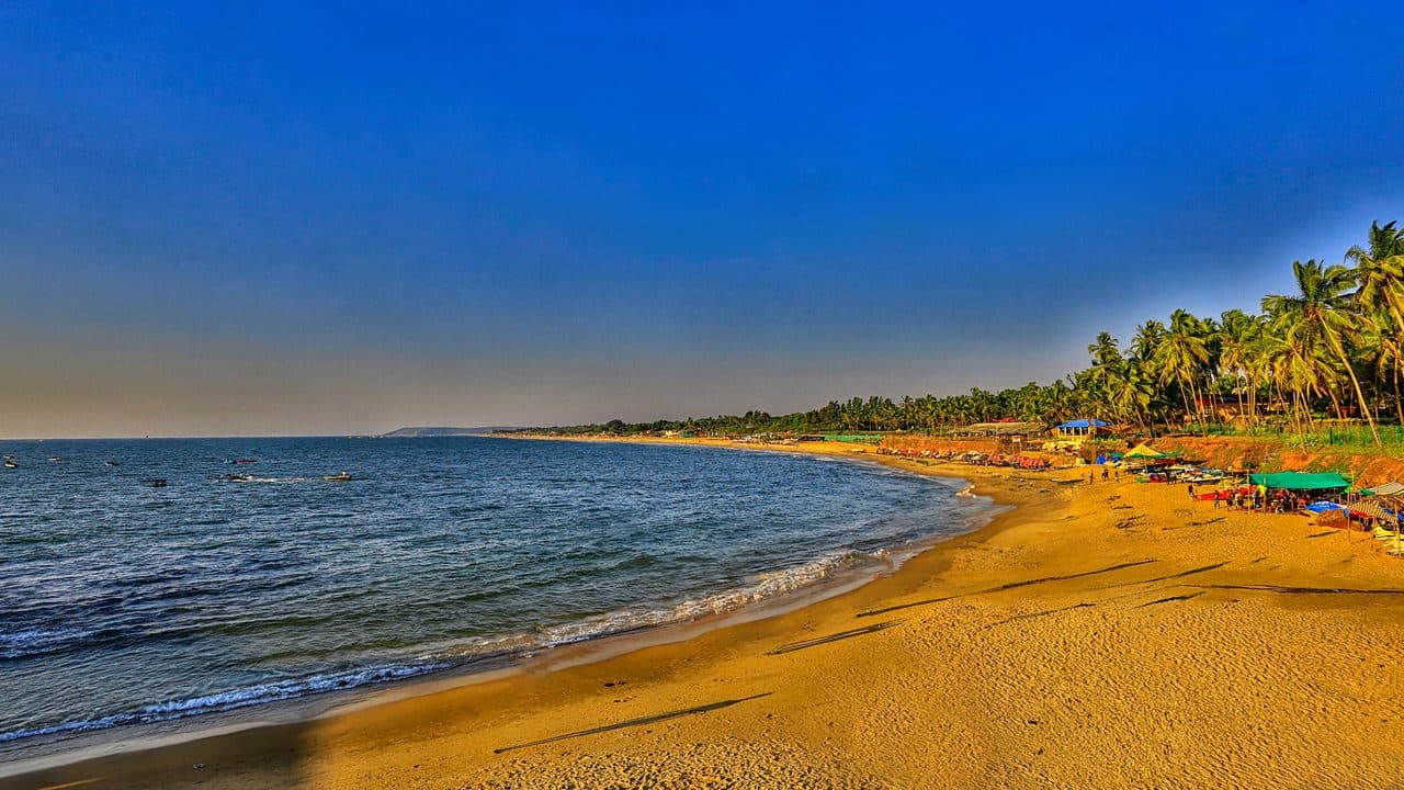 Calangute Beach Complete Guide: Stay, Eat & Explore