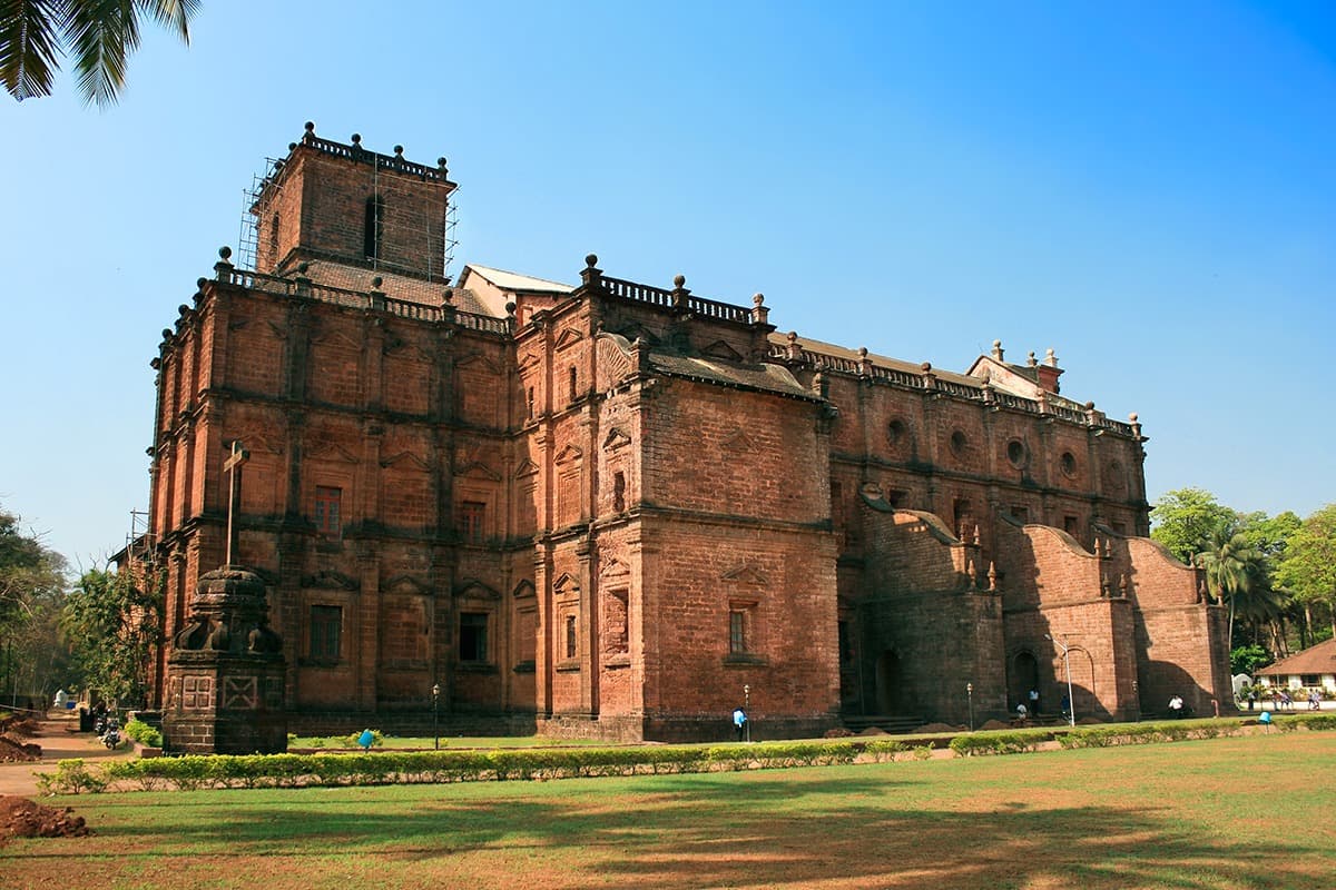 Portuguese Heritage Architecture in Goa: A Visual Guide