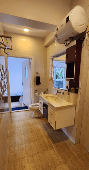 Belvedere Heights Villa — view 7