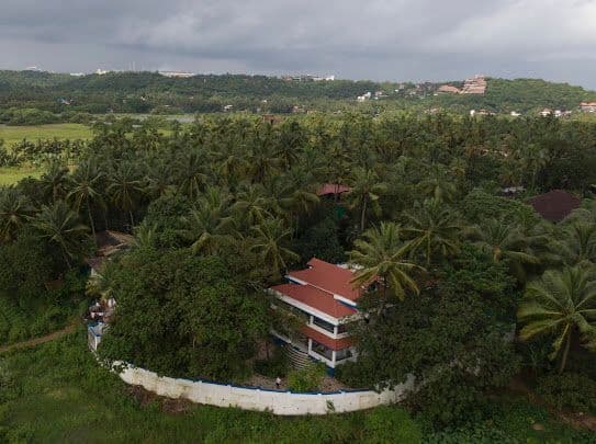 Shoreline Edge Resort — view 2