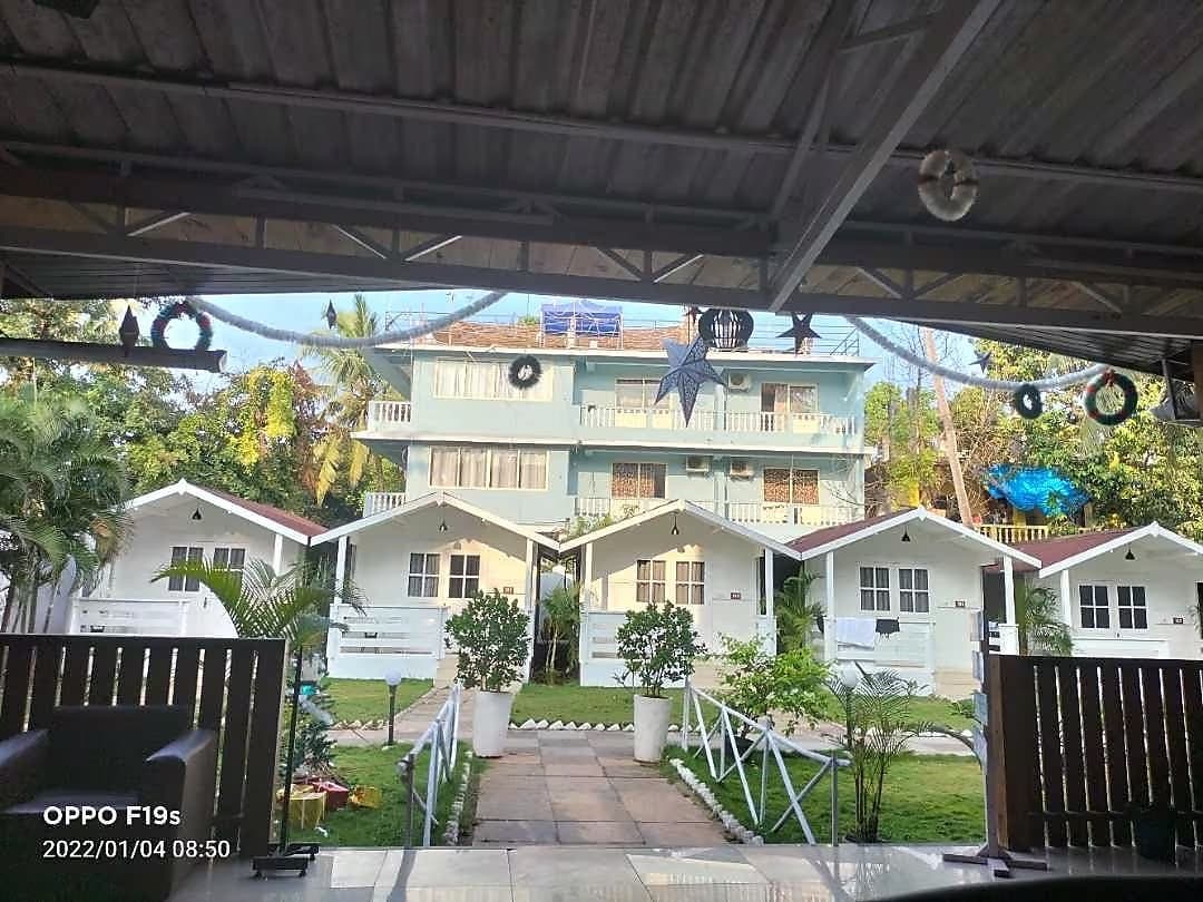 Sunset Cove Cottages — view 9