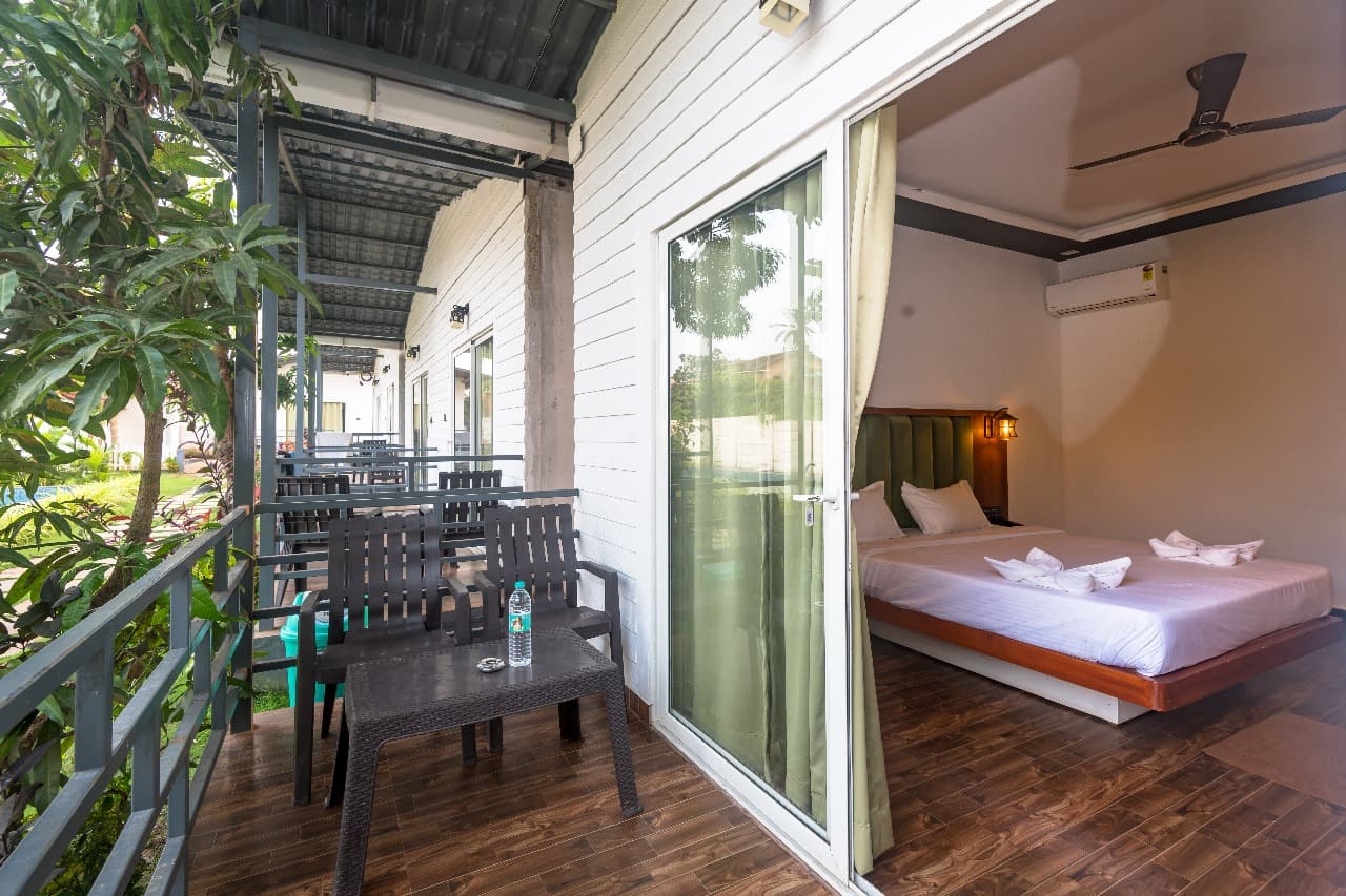 Vellum Shore Hotel — view 5