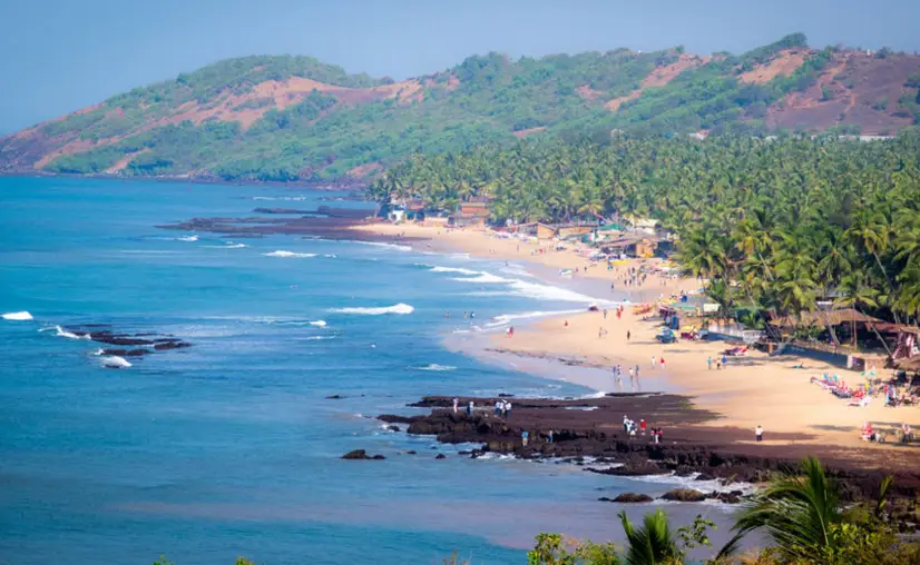 Anjuna Beach Guide: The Flea Market, the Cliffs and What Else to Know
