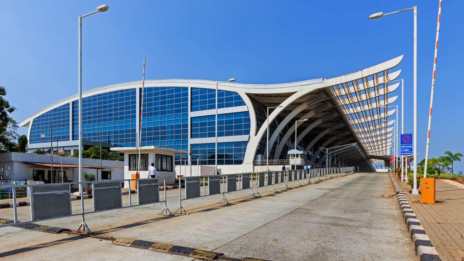 Dabolim vs Manohar International Airport: Which Is Better for Your Goa Stay?
